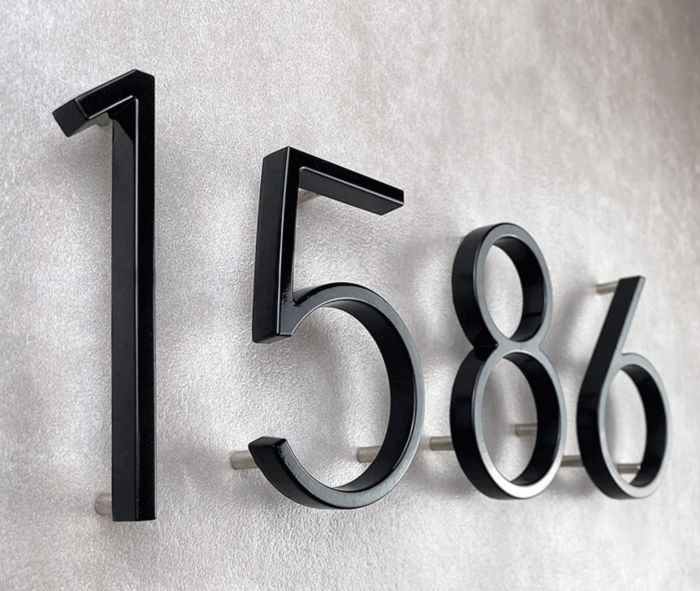 Hattem House number Black 12.5 cm - atmospheric photo