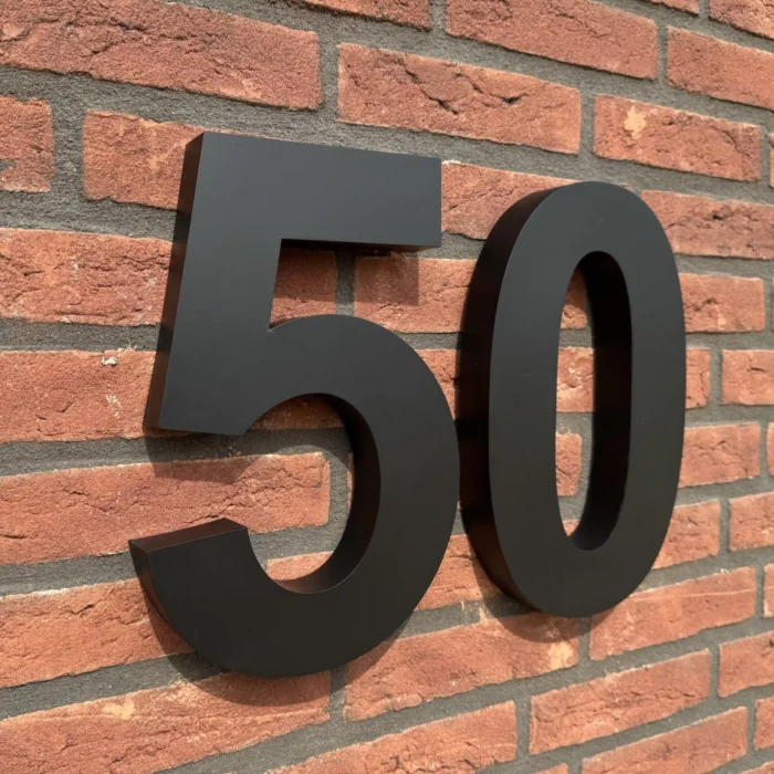 lerop-zwart-huisnummer-30cm-3D-moderne-nummer-zijaanzicht